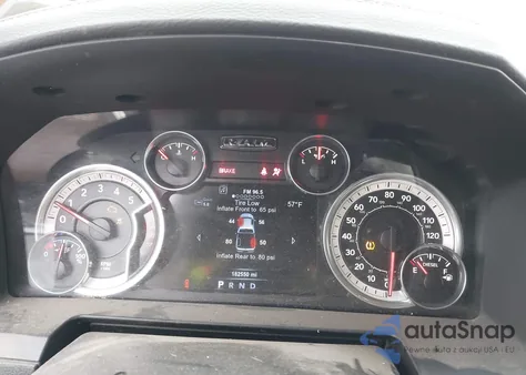 2015 Ram 2500 Laramie z USA, uszkodzony, nr VIN 3C6UR5FL7FG536820